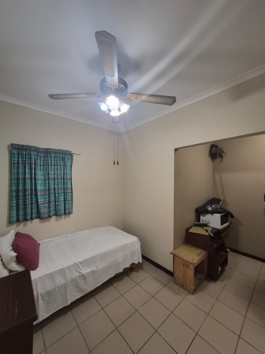 5 Bedroom Property for Sale in Blue Bend Eastern Cape